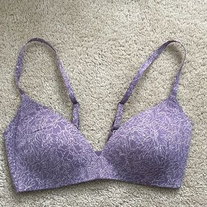 Lululemon take shape bra 34C